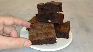 🍫 BROWNIE AU CHOCOLAT MOELLEUX ET FONDANT UNE RECETTE FACILE ET RAPIDE QUI PLAIRA À TOUT LE MONDE 🍫 [upl. by Zelma]