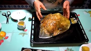 دجاجة محمرة مشوي بالفرن سهل سريعpoulet au four recetteCuisinetunisiennezakia​ [upl. by Nahbois483]