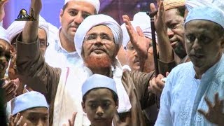 Tabligh Akbar bersama Guru Mulia AlHabib Umar bin Hafidz  Habib Munzir AlMusawa 25112013 [upl. by Seilenna]