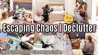 DECLUTTER YOUR HOME ep7 📦 ORGANIZE  DECLUTTER UPSTAIRS → Hall Closet Kids Bedrooms Clothes [upl. by Lateh]