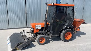 Köp Kompakttraktor Kubota B7100 HST med sandspridare amp sopvals på Klaravik [upl. by Ettenawtna750]