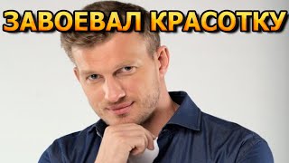 СНОГСШИБАТЕЛЬНАЯ БЛОНДИНКА Как выглядит жена Петра Рыкова [upl. by Akemed648]