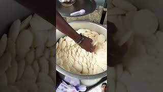 streetfood idli food streetfoodcycle indianstreetfood idlifry foodie idlilover indianfood [upl. by Llenra]