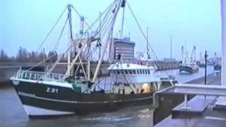 uitvaren zeebrugse vloot in 2001flv [upl. by Ycniuqed545]