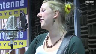 Claudia Koreck  Unter meiner Decke Unplugged  ANTENNE BAYERN [upl. by Rramel459]