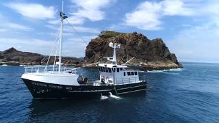 CRAYFISHING ON THE WESTCOAST OF TASMANIA GOOD DRONE FOOTAGE [upl. by Ettenal]