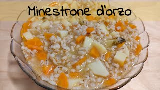 MINESTRONE D’ORZO  Ricetta facile e leggera [upl. by Itsyrk]