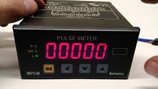 Medidor Indicador Universal Pulse Meter Mp5w 110240v [upl. by Nirual]