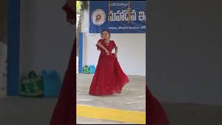 avuraammakuchella song Dance 👍👌👌👌👌👌❤️❤️❤️🌹😍🥰🥰😍 [upl. by Eamaj]