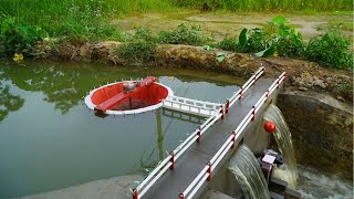 Hydroelectric Design With Turbines In The Middle Of The Lake [upl. by Atram141]