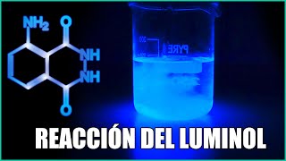 Reacción del luminol con hipoclorito sódico  Reacción de quimioluminiscencia [upl. by Turner613]