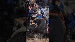 9000 ✅ Emerson Lopes vs Sai do Eixo Cia JK Bucking Bulls  Expô AraçatubaSP 2024 shorts pbr [upl. by Henry646]