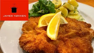 Wienerschnitzel à la Figlmüller i Wien [upl. by Oberheim]