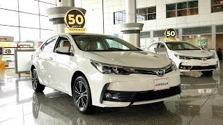 2017 Toyota Corolla Facelift Startup Exhaust Interior Exterior Complete Review [upl. by Leamhsi]