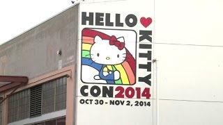 Fans feiern 40 Jahre Hello Kitty [upl. by Idur863]