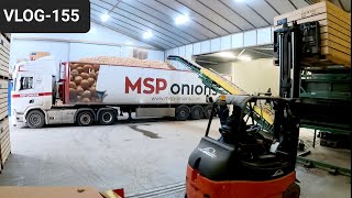 FARMVLOG 155 uien afleveren aardappelen naar Tunesië met de vrachtwagen [upl. by Newnorb644]