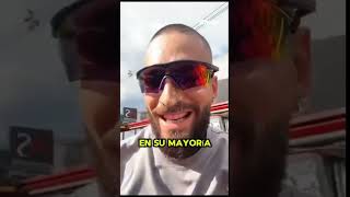 Maluma enciende Medellín en una chiva rumbera 🎤🔥 [upl. by Sang]