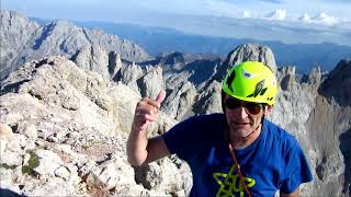 Aproximación desde Fuente Dé y subida al Pico Urriellu o Naranjo de Bulnes por la Vía Cepeda [upl. by Puff]