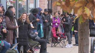 Chicagoans line up for Michelinstarred taco stand popup in Wicker Park [upl. by Durrace]