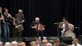 Ridée 6 temps  par Eustra lortchess  fest noz Muzillac 04052013 [upl. by Aiak780]