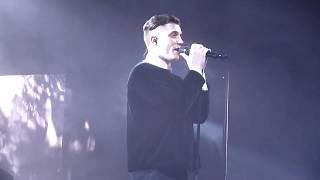 Loïc Nottet  Mirror  Salle Playel  Paris  26052017 [upl. by Thia]