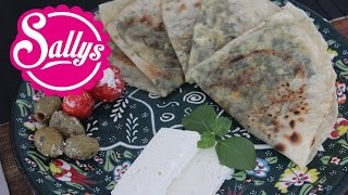 Gözleme mit Spinat und Schafskäsefüllung selber machen  türkische Spezialität  auch vegan möglich [upl. by Sorazal]