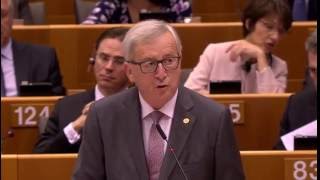 Juncker atil rencontré des dirigeants extraterrestres dautres planètes [upl. by Eresed17]