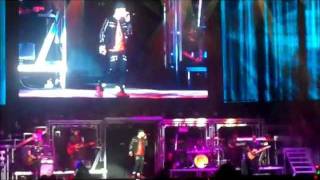 Justin Bieber canta quotMistletoequot seu novo single pela 1ª vez ao vivo Rio de Janeiro [upl. by Nicodemus]