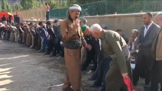 Hakkari düğünleri taşbaşı köyü düğünleri halaya giren dayı böyle halay görülmedi kurdish wedding [upl. by Ientirb319]