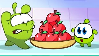 🍎 Om Nom Stories  Poursuite folle et affamée 🍎  Dessin animé drôle pour les enfants [upl. by Onid116]