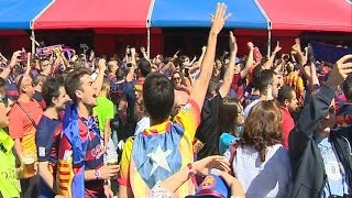 Esteladas y mucha fiesta en la Fan Zone del Barça [upl. by Athena]