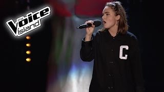 Gyða Margrét Kristjánsdóttir  Whos Loving You  The Voice Iceland 2016  The Blind Auditions [upl. by Khalid]