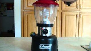 Review Coleman Battery operated Lantern [upl. by Cloe802]