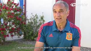 Entrevista a Joaquín Alonso seleccionador nacional absoluto de Futbol Playa [upl. by Dix]