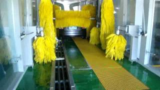 Honda automatic car wash Autobase [upl. by Halyhs]