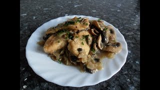 Pechuga de pollo con champiñones [upl. by Jacquetta]