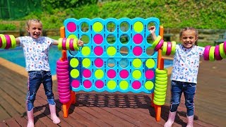 Las Ratitas Pretend Play with connect 4 for kids Funny video [upl. by Strenta]