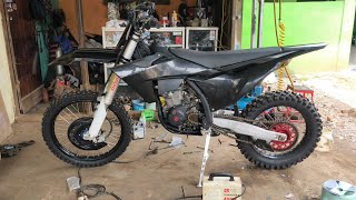 crf 150 body ktm [upl. by Jolene]