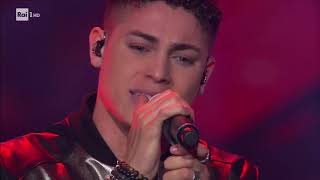 Einar canta “Centomila volte” – Sanremo Giovani 20122018 [upl. by Nylireg]