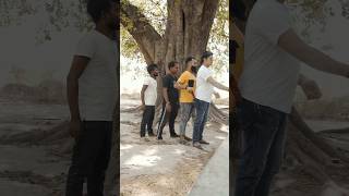 A Raja akare ta rahal ha jarurt comedy funnyshorts manojtiwari [upl. by Livvyy]