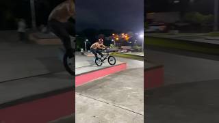 Combinación automobile patinage bmx notengolosderechosdeautordelamusica mtb [upl. by Saunder]