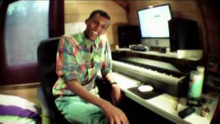 Stromae  Leçon N°16 quotBienvenue chez moiquot [upl. by Adlare]