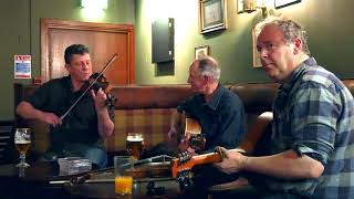 Fast Scottish fiddle performance by Paul Anderson and friends at Deeside Inn Ballater 2018 [upl. by Yoral]