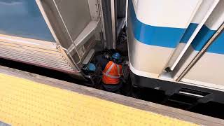 Amtrak’s Lake Shore Limited New York City bound gets its power at AlbanyRensselaer station [upl. by Ainer]