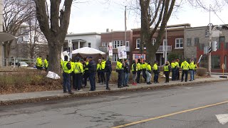 Les impacts de la grève de Postes Canada se poursuivent dans la région [upl. by Anaul]