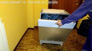 Lavastoviglie Incasso Indesit DIE 2B19  Unpacking [upl. by Euv977]