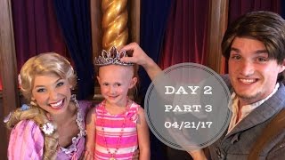 Malia wore Rapunzels crown  Disneyland vlog 20 [upl. by Tormoria256]