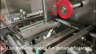 Small Packing machine  Change the cutter in Spanish 换切刀 西 [upl. by Iaoh]