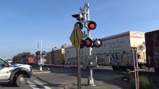 UP 1351 YSR61r Port Local 15th St Railroad Crossing West Sacramento CA [upl. by Marguerita]