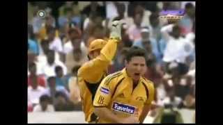 Brad Hogg to Sachin Tendulkar quotBowledquot [upl. by Annaid]